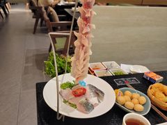 -得意咚瓜·顺德鱼生·冬瓜火锅(深圳首店)