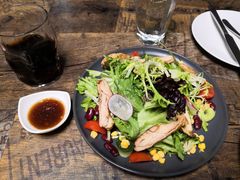 照烧鸡肉沙拉-HIGH FIVE哈福手工汉堡(桂林路店)