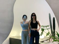 -洪小鹏生活美学馆(领SHOW天地店)