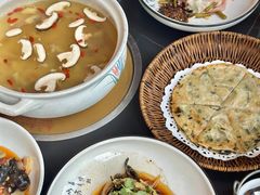 -黔蘑菇四季餐厅(观山湖店)