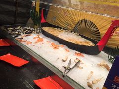 -四海一家自助餐(益田假日广场店)