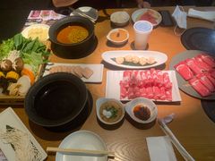 -呷哺呷哺(融创茂店)