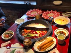 澳洲胶原肥牛-袁老四重庆老火锅(桐梓坡店)