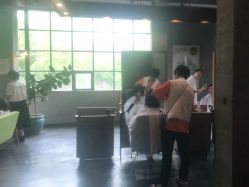 -蘑菇发型