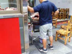 -民族烤羊·烤羊肉串·烤羊排(南城店)