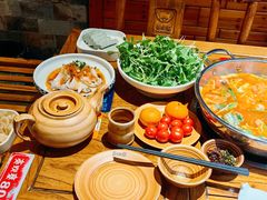 -快活林酸汤鱼鲜品火锅店(甲秀楼店)