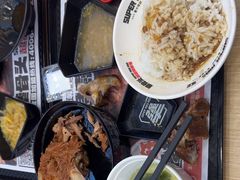 -犟骨头排骨饭•大骨面(弘阳广场店)