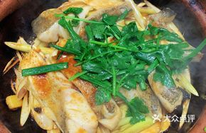 Lemon Grass Stir-fried Sea Bass Fillets