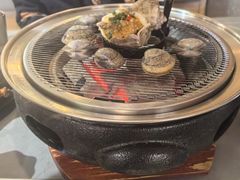 -围炉肉舍•炭烤活鳗•丹东海鲜烤肉(步行街店)