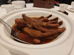 鲍汁凤爪-白天鹅宾馆-宏图府餐厅
