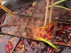 -正贰捌经重庆老火锅(建设路店)