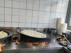 -黄阿姨锅贴大王(万航渡路店)