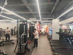 -乐刻运动健身(深圳南山海月店)