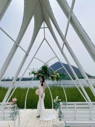 -都市丽人婚纱摄影