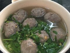-飞厦老二手槌牛肉丸店