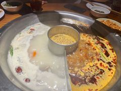 -佬土鹅肠火锅(解放路店)