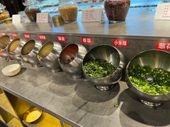 自助调料区-铁箭门串串香主题火锅(汇锦城店)