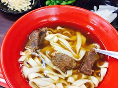 -六合夜市