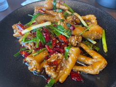 辣炒鸡爪-曼听小寨海鲜烧烤·大连辣炒大王(盖州街店)