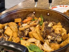 羊排炕锅肉-老钟家烤羊排·敦伊阁清真餐厅胡羊焖饼