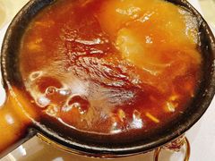 砂煲蟹肉鲍翅（尾勾）-新加坡泰园村酒楼直营(新华路店)
