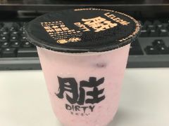 草莓脏脏茶-LELECHA乐乐茶(美罗城店)
