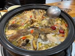 -菌之家·专业纯野生菌火锅·特色炒菌