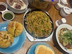 -蒙亨·手把肉·蒙古包文化主题餐厅(天恒广场店)