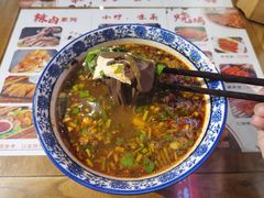 -元志初腊汁肉夹馍(钟楼粉巷店)