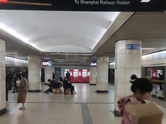 -上海体育馆(地铁站)