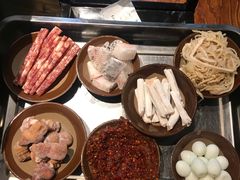 -周幺妹重庆老火锅(银泰城总店)