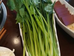 -亿诣蝎府炸酱面羊蝎子火锅(酷车小镇店)