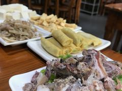 -老北京热气涮羊肉·小龙虾·烤鱼(呼玛路店)
