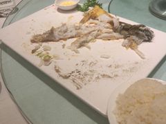 -赶海部落海鲜城(海阳路店)