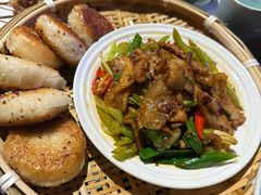 -粉墨特色菜·烧烤音乐酒馆