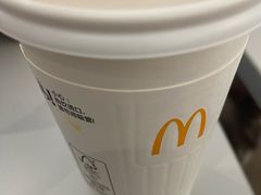 -麦当劳(上海虹桥站30B检票口楼上)