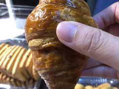 爆浆牛角包-酥侯糕点(广东路店)