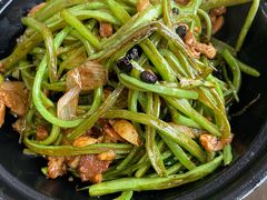 砂锅扁豆丝-丽泽山庄·生态怀柔菜·虹鳟鱼(红螺寺店)
