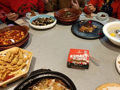 -有红鸡毛店·川菜(建设路店)