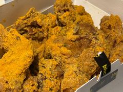 -BHC炸鸡(明洞总店)