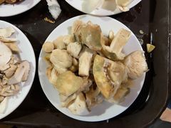 -东巴谷野生菌火锅餐厅