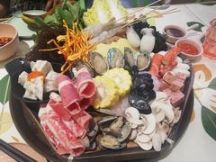 -越弥越南传统美食馆