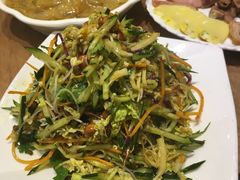 大舅妈大拌菜-东北大院铁锅炖(富业广场店)
