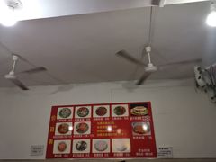 -老字号杨坡红油米线腊汁肉夹馍(东四道巷店)