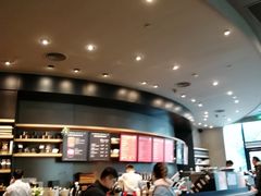 -星巴克臻选(成都来福士店)