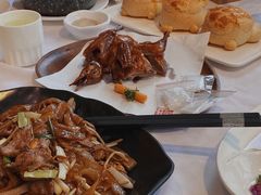 红烧脆皮乳鸽-凯逸轩·匠心粤菜(中城名仕汇店)