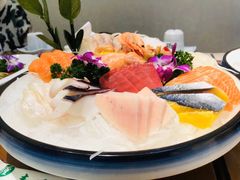 -青瓦餐厅·生鱼片·韩园烤肉(西塔店)