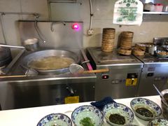 -老新隆牛肉锅贴(新街口店)