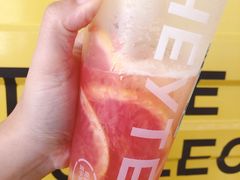满杯红柚-喜茶(上海泰禾大厦店)