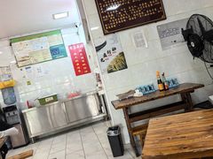 -老味道遵义虾子羊肉粉(兴关路店)